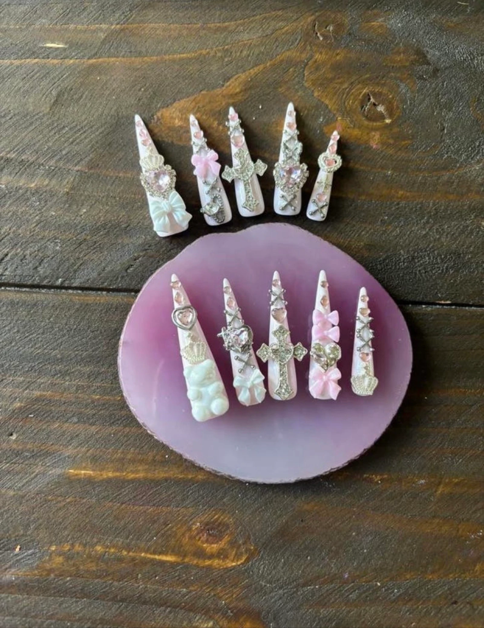 Press on nails S 